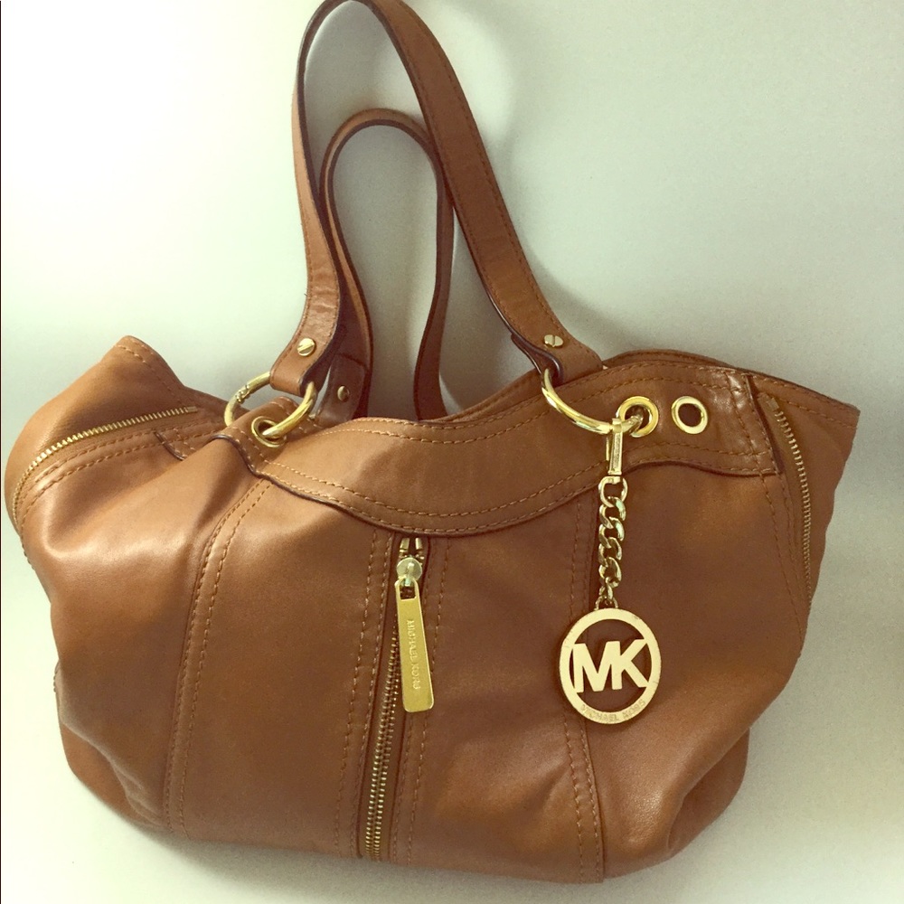Michael Kors Moxley Shoulder Tote Cognac